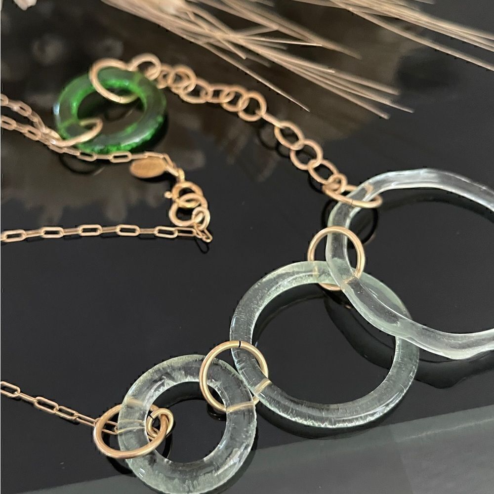Smart glass four ring necklace